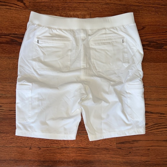 Chicos white summer bermuda pants size 3-18 - Picture 2 of 9